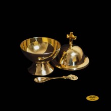 NAVICULA WITH BRASS SPOON